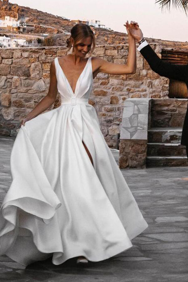 Elegant A-line Simple Wedding Dresses Deep V Neck Short Sleeve