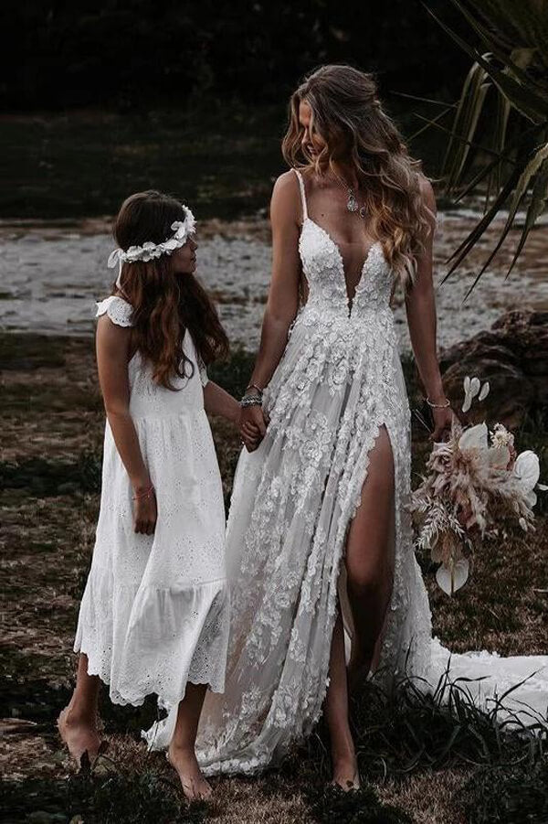 Lace Plus Size Wedding Dresses With Slit V Neck Chiffon A Line