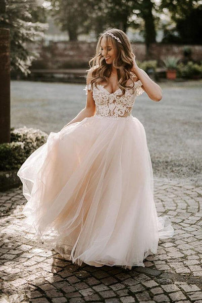 Bohemian tulle wedding store dress